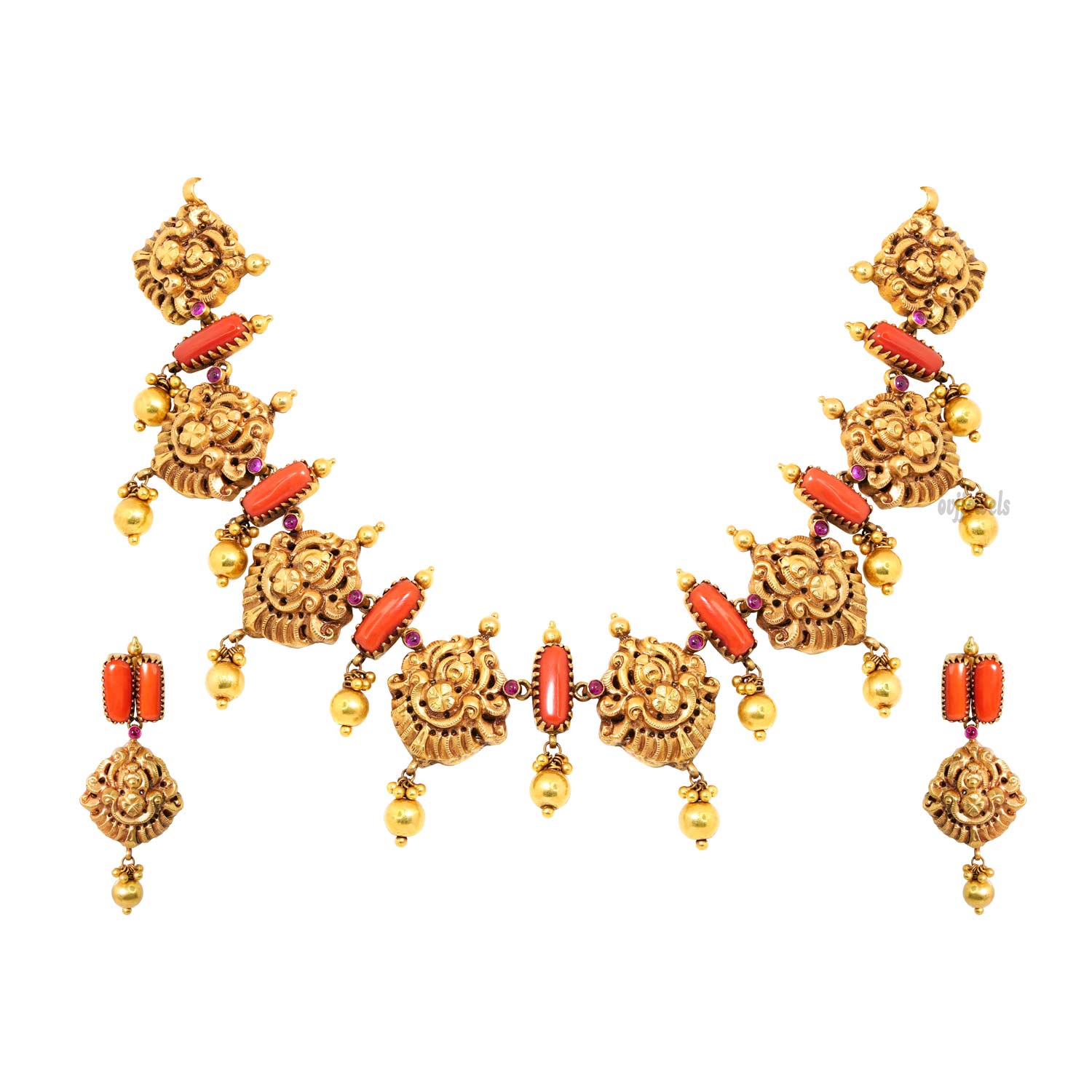 Antique Coral Short Necklace & Earrings
