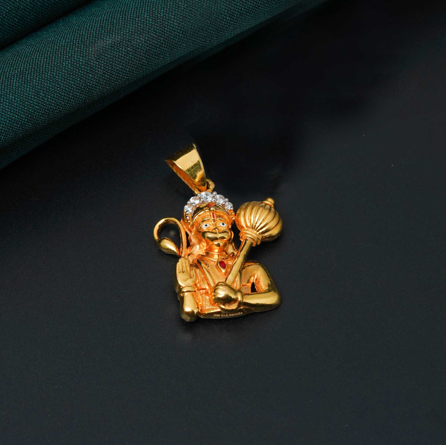 Dive Lord Hanuman 916 Gold Pendant (0% Wastage)