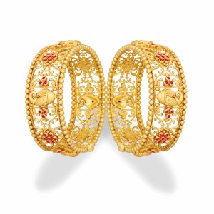 Tremendous Antique Bangle