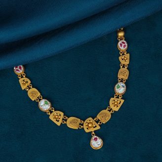 916 Gold Matte Finish with Floral & Geometric Motifs Necklace