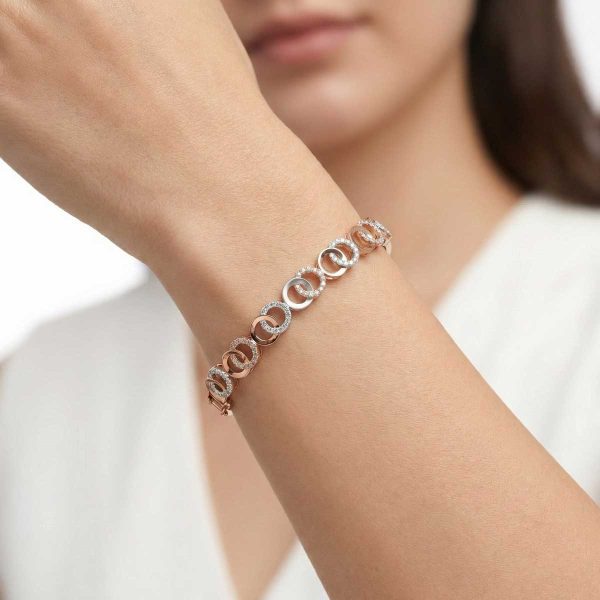 18k gold bracelet, rose gold bracelet, diamond link bracelet, minimalist jewelry, interlocking circle bracelet, women's gold bracelet,