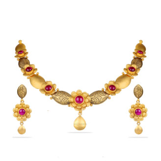 Imperial Antique Women Short Necklace