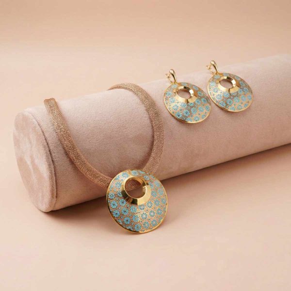gold-mesh-chain-turquoise-disc-pendant floral gold necklace turquoise statement necklace gold disc pendant 18k gold jewelry set OVJ Jewels necklace contemporary gold jewelry