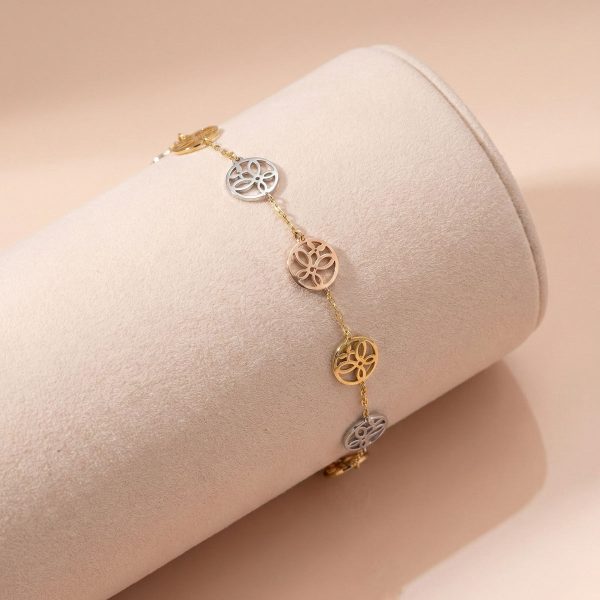 delicate chain bracelet, floral charm bracelet, 7 inch gold bracelet, everyday wear jewelry, fine jewelry for women, gold disc bracelet.