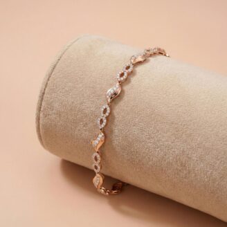 Elegant 18k Gold Minimalist Stone Bracelet