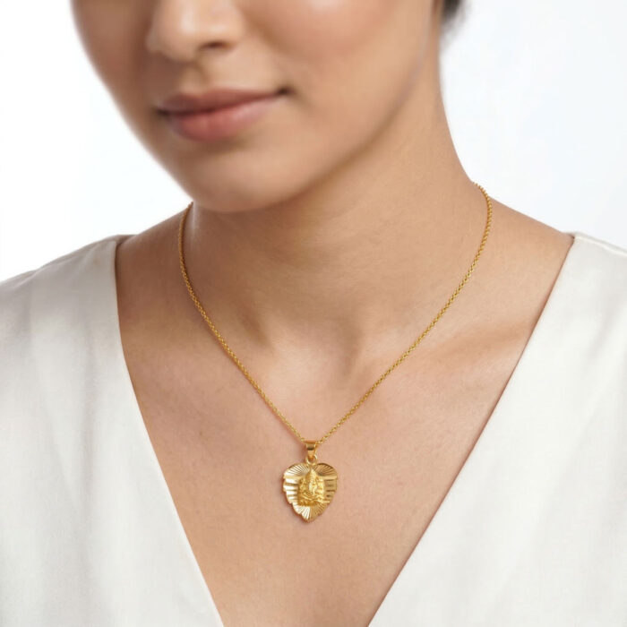 101-25B109-b 22k gold pendant, gold ganesha pendant, vinayagar pendant gold, ganpati gold pendant, leaf design gold pendant, traditional gold pendant, lightweight gold pendant, ladies gold pendant, stylish gold pendant, designer gold pendant, religious gold pendan