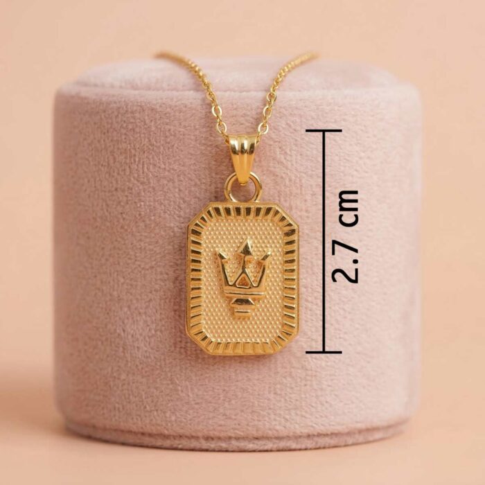 101-26F2819-c 22k gold pendant, crown gold pendant, royal gold pendant, trendy gold pendant, lightweight gold pendant, stylish gold pendant for women, gold pendant for men, rectangle gold pendant, daily wear gold pendant, luxury gold pendant, elegant gold jewellery, gold pendant online,