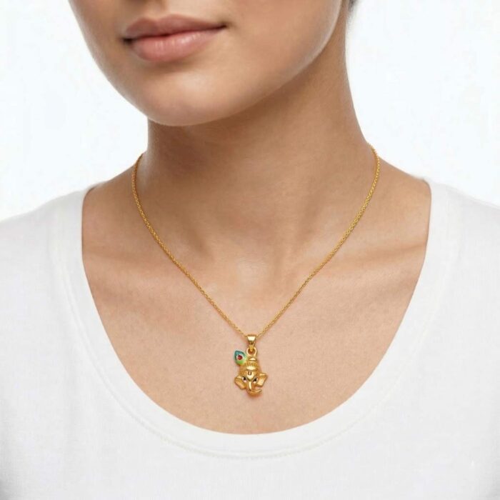 101-26H685-b 22k gold ganesha pendant, gold vinayagar pendant, cute ganpati pendant, peacock feather gold pendant, lightweight gold pendant, traditional gold jewelry, daily wear gold pendant, gold pendant for women, kids gold pendant, stylish ganesha pendant, antique gold pendant, south indian gold pendant,
